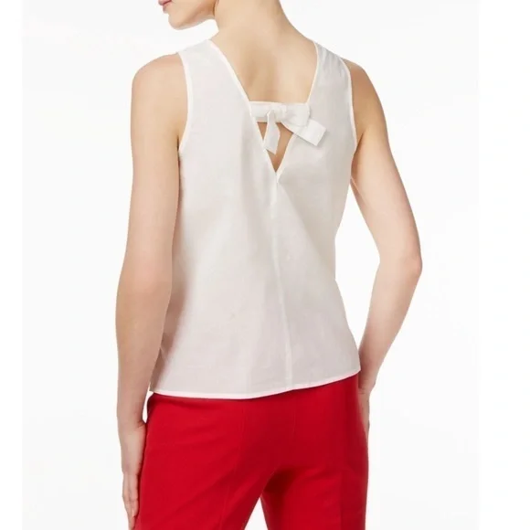 MAISON JULES | NWT Red White Paisley Embroidered Sleeveless Parisian Top M - Picture 3 of 3